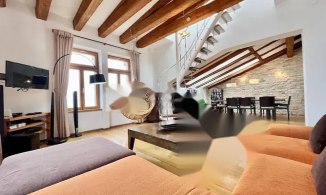 Недвижимость Трехкомнатная квартира Центр: 3