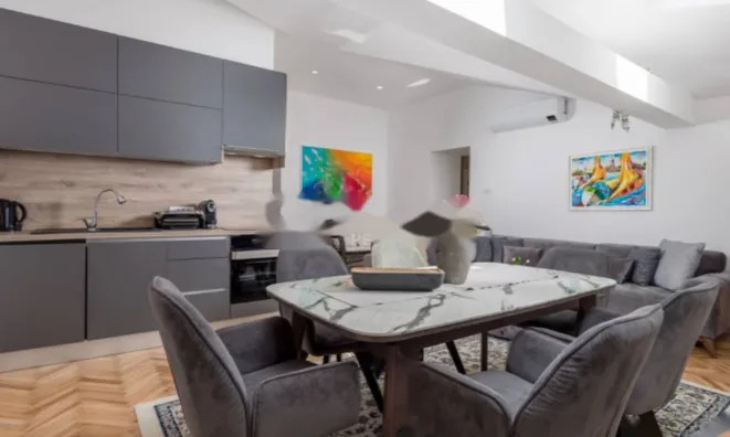 Недвижимость Трёхкомнатная квартира Центр: 4