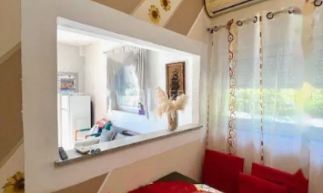 Недвижимость Двухкомнатная квартира Ика: 6