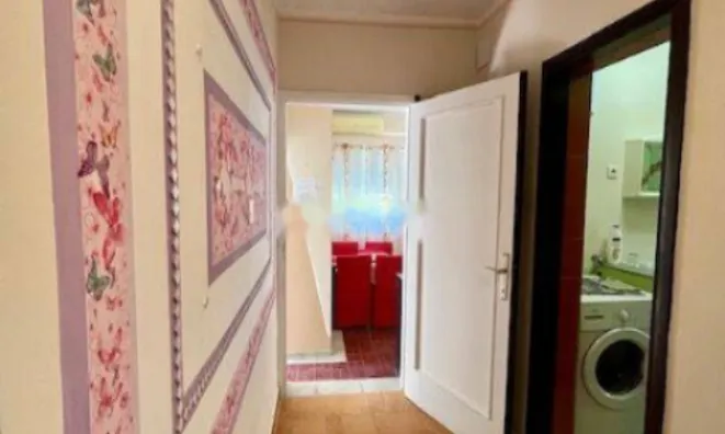 Недвижимость Двухкомнатная квартира Ика: 12