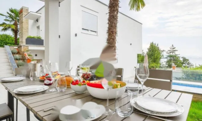 Недвижимость Семейный дом Опатии Центр: 4