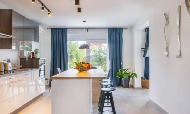 Недвижимость Семейный дом Опатии Центр: 11