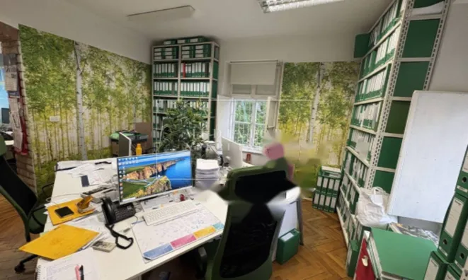 Недвижимость Двухкомнатная квартира в центре: 3