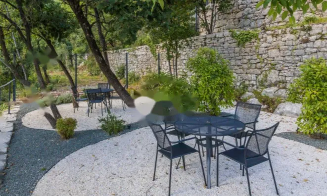 Недвижимость Трехкомнатная квартира Волоцко: 5