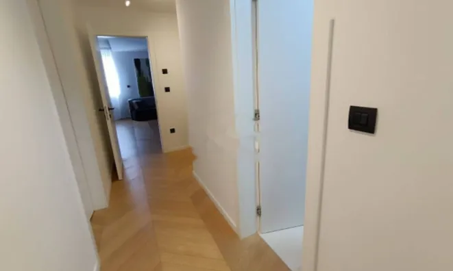 Недвижимость Трехкомнатная квартира Волоцко: 14