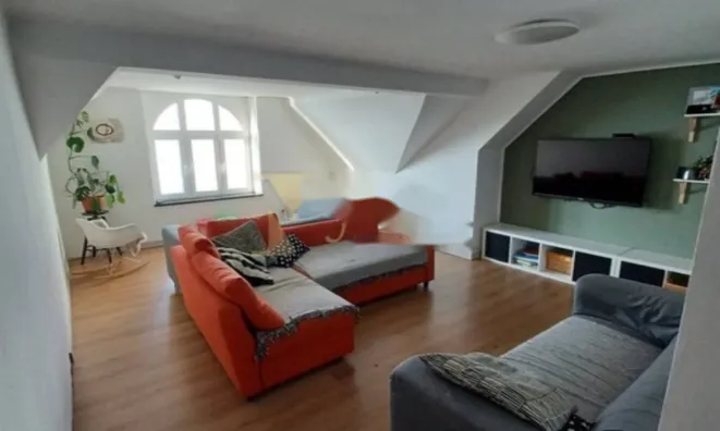 Недвижимость Четырехкомнатная квартира Центр: 3