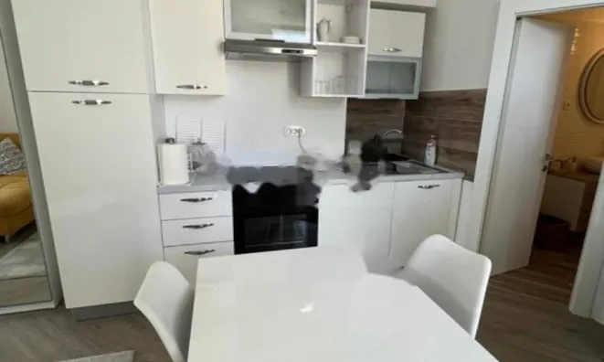 Недвижимость Многоквартирный дом Опатия: 10