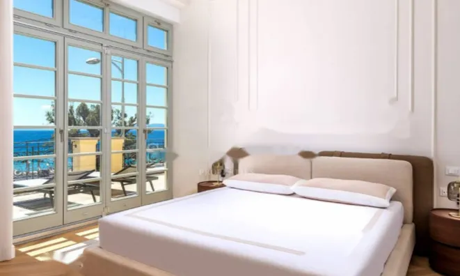 Недвижимость Двухкомнатная квартира в центре: 9