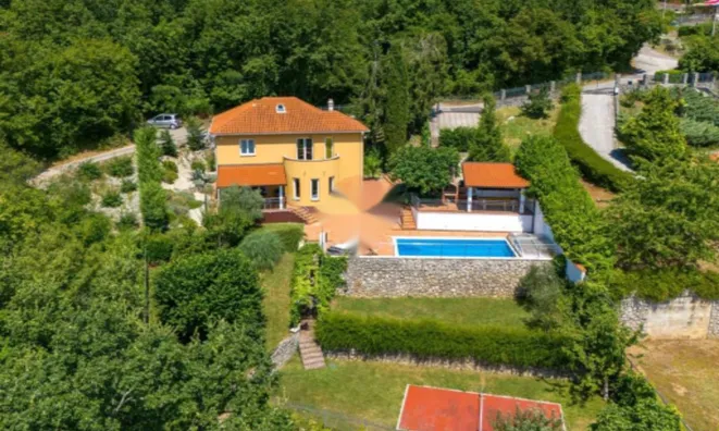 Недвижимость Дом в Вепринац, Опатия: 2