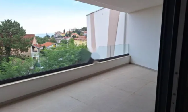 Недвижимость Четырехкомнатная квартира Побри: 3