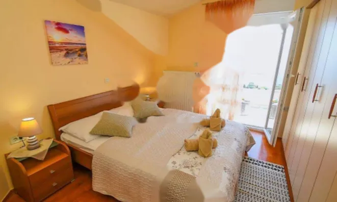 Недвижимость Четырехкомнатная квартира Центр: 2