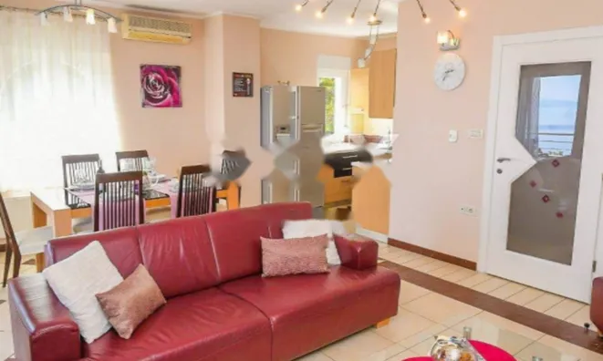 Недвижимость Четырехкомнатная квартира Центр: 6