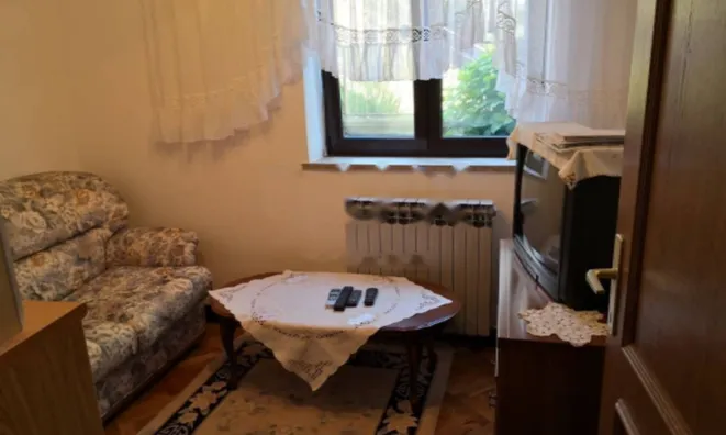 Недвижимость Квартира на первом этаже в центре Опатии: 12