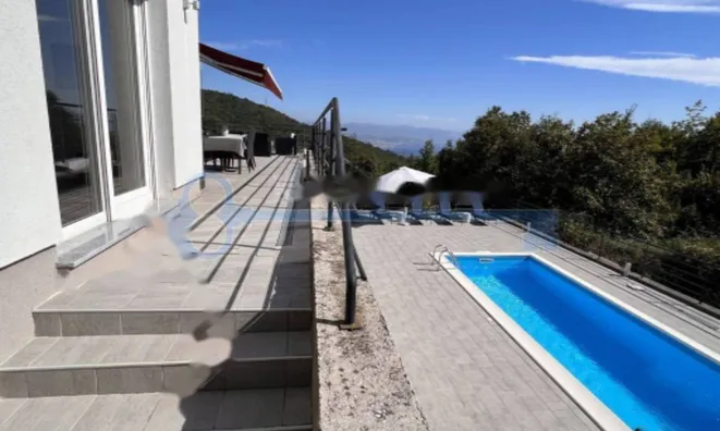 Недвижимость Семейный дом Вепринац: 4