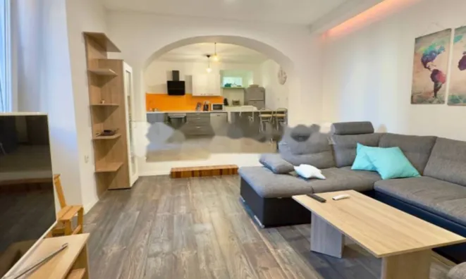 Недвижимость Трёхкомнатная квартира в Опатии: 1