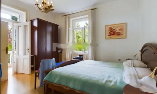 Недвижимость Четырехкомнатная квартира в центре Опатии: 15