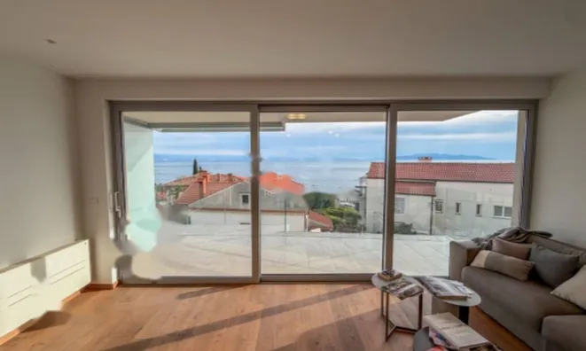 Недвижимость Трёхкомнатная квартира Центр: 2