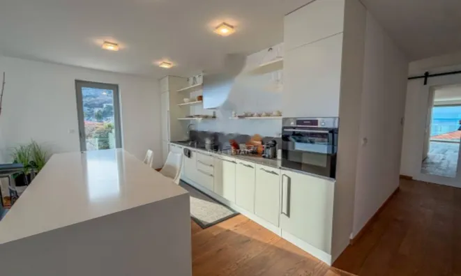 Недвижимость Трёхкомнатная квартира Центр: 7