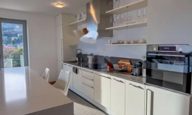 Недвижимость Трёхкомнатная квартира Центр: 8