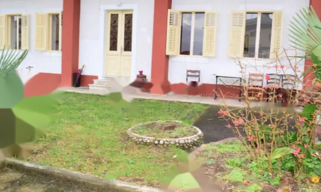 Недвижимость Трехкомнатная квартира, центр: 13