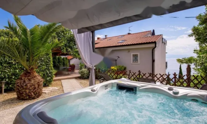 Недвижимость Многоквартирный дом Пунта: 6