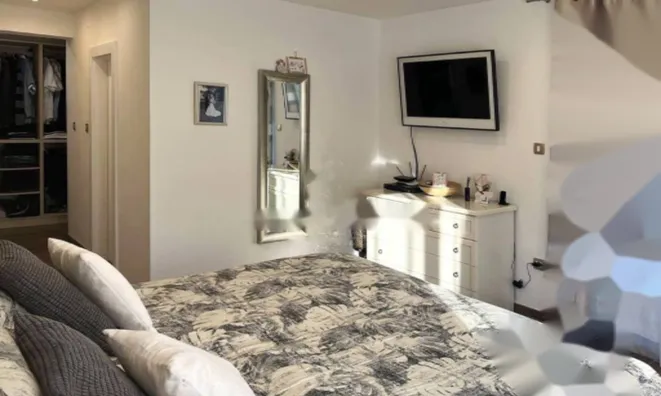 Недвижимость Новый дом в Побрях 749 м²: 10