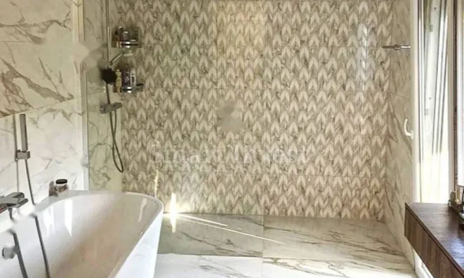 Недвижимость Новый дом в Побрях 749 м²: 17