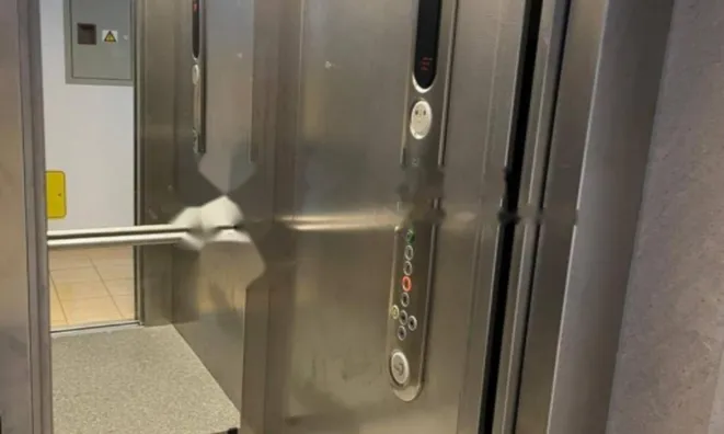 Недвижимость Четырехкомнатная квартира в центре: 9