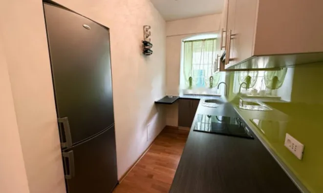 Недвижимость Двухкомнатная квартира, Центр: 6