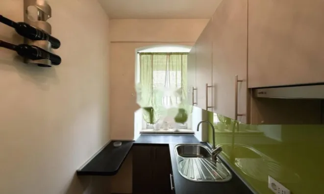 Недвижимость Двухкомнатная квартира, Центр: 7