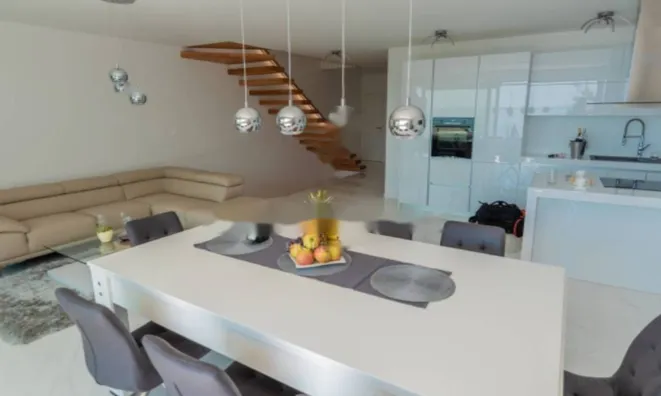 Недвижимость Семейный дом 250 м² в центре: 20