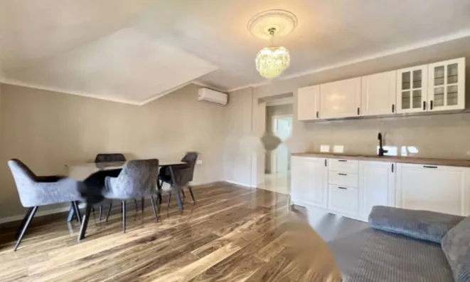 Недвижимость Трехкомнатная квартира Центральная Опатия: 1