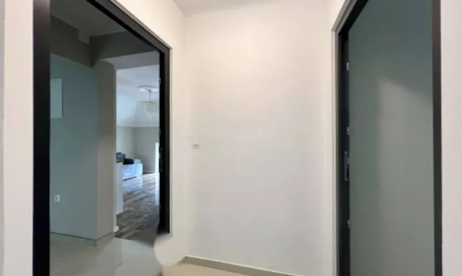 Недвижимость Трехкомнатная квартира Центральная Опатия: 13