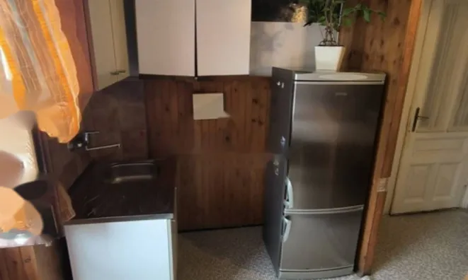 Недвижимость Трехкомнатная квартира, Центр: 22