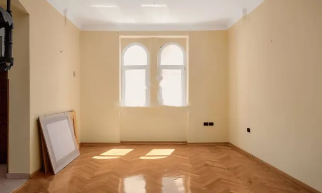 Недвижимость Квартира Второй Этаж, Центр: 4