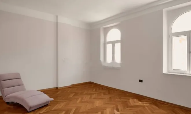 Недвижимость Квартира Второй Этаж, Центр: 12