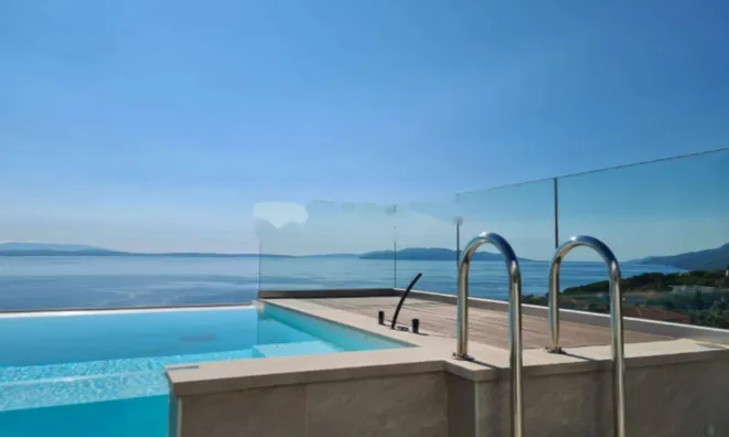 Недвижимость Семейный дом 250 м², новый: 16