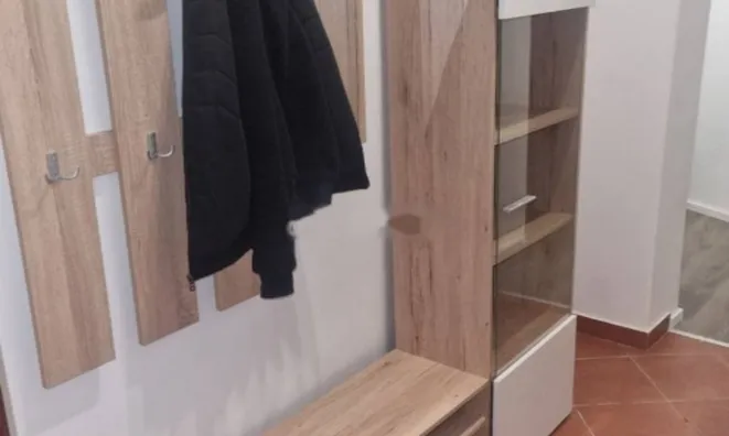 Недвижимость Двухкомнатная квартира в Центре: 6