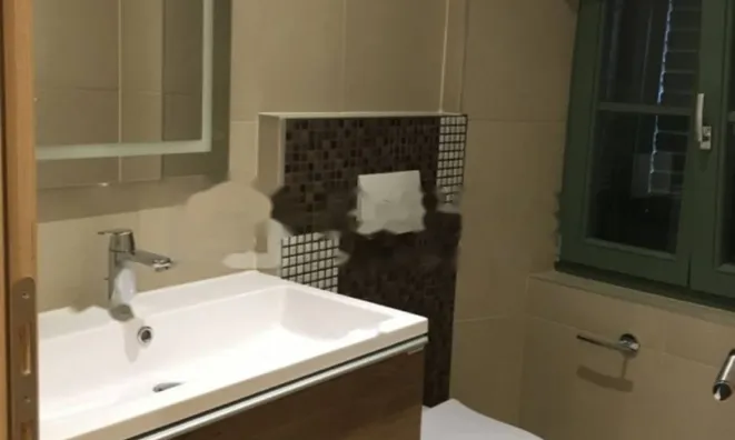 Недвижимость Трехкомнатная квартира в Центре: 12