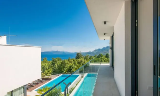 Недвижимость Дом 309 м², новострой, Запад Опатии: 25