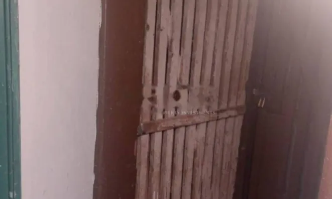 Недвижимость Трехкомнатная квартира в центре: 22