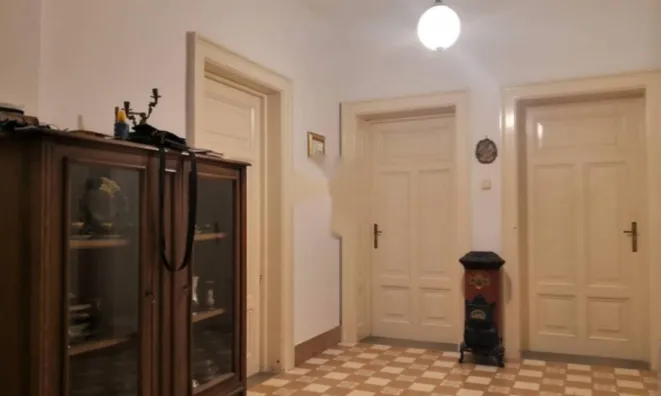 Недвижимость Четырехкомнатная квартира Опатия Центр: 8