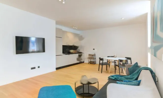 Недвижимость Двухкомнатная квартира Центр: 7