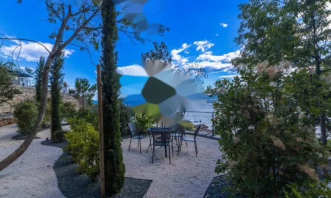 Недвижимость Двухкомнатная квартира Центр: 14