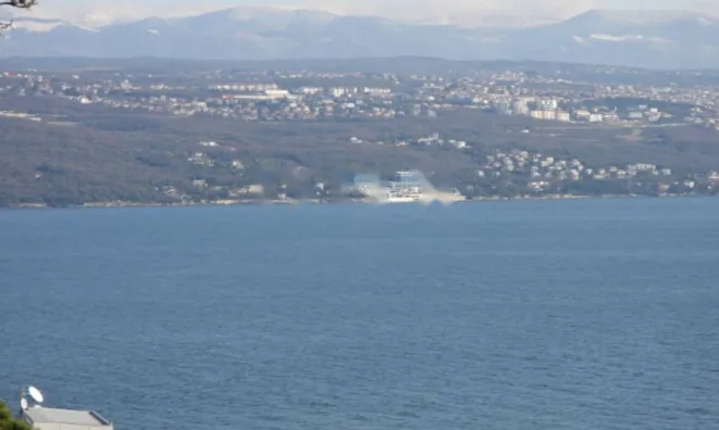 Недвижимость Четырехкомнатная квартира, Центр, Опатия: 1