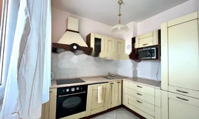 Недвижимость Трехкомнатная квартира Центр: 7