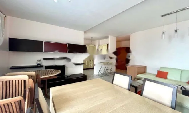 Недвижимость Трехкомнатная квартира Центр: 8