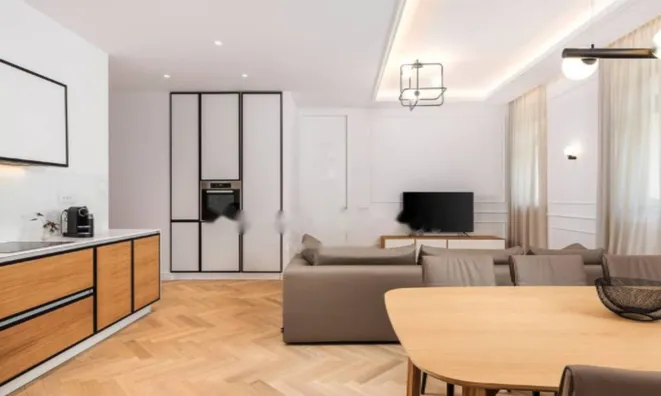 Недвижимость Трехкомнатная квартира, Опатия: 5