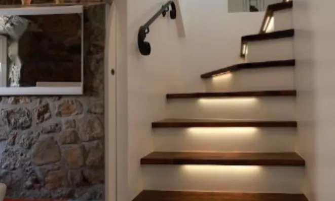 Недвижимость Двухкомнатная квартира Поляне: 8