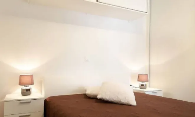 Недвижимость Двухкомнатная квартира Поляне: 11